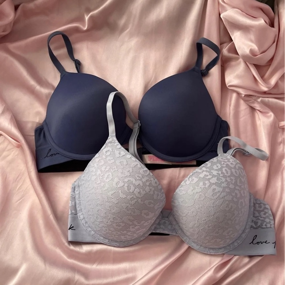 NWOT 2 PINK VS push up bras